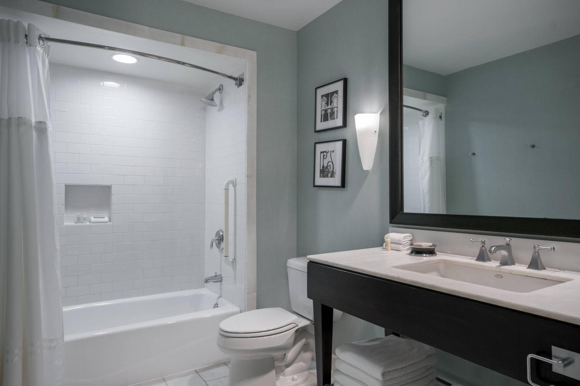 Renaissance New Orleans Pere Marquette French Quarter Area Hotel Esterno foto