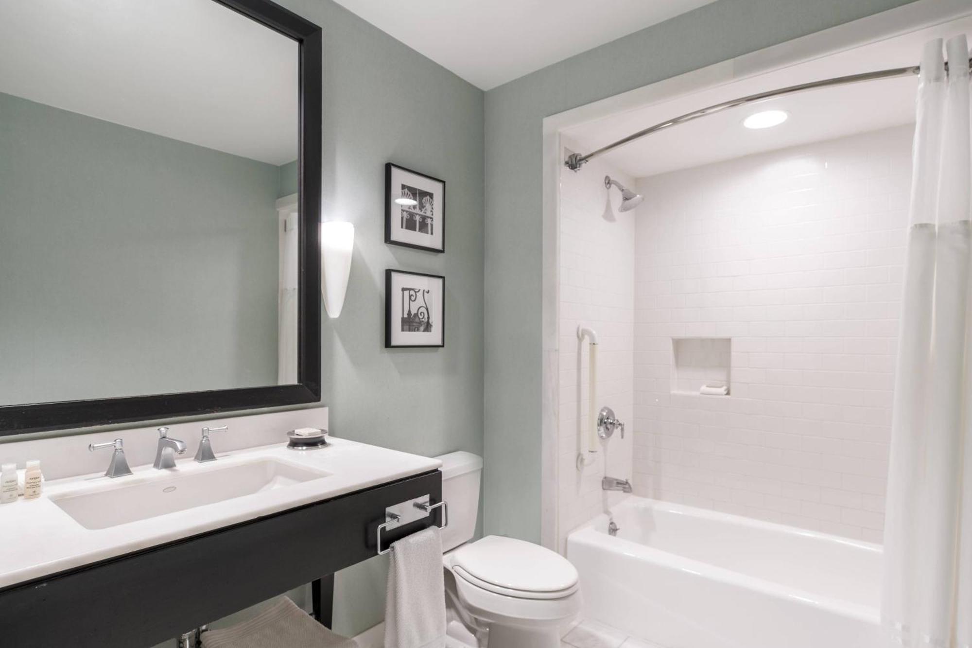Renaissance New Orleans Pere Marquette French Quarter Area Hotel Esterno foto