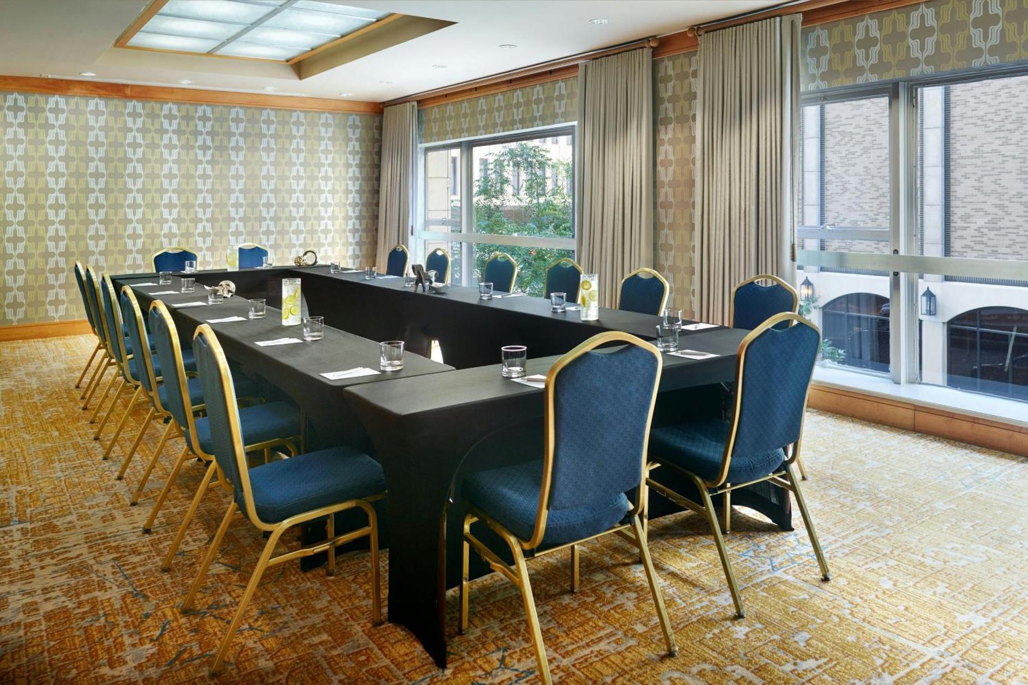 Renaissance New Orleans Pere Marquette French Quarter Area Hotel Esterno foto